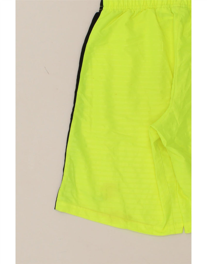 NIKE Boys Dri Fit Sport Shorts 10-11 Years Medium Green Colourblock Vintage Nike and Second-Hand Nike from Messina Hembry 