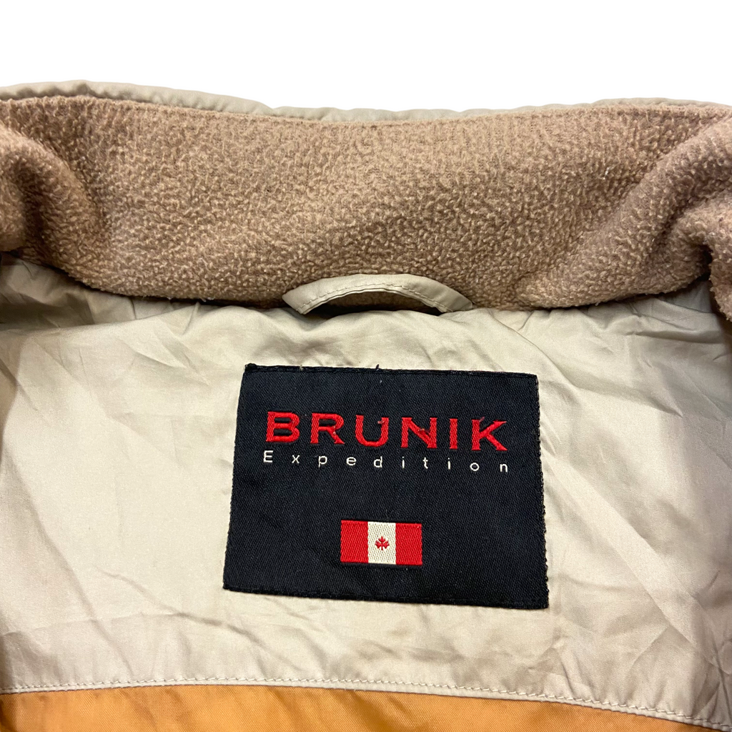 Brunik Expedition Canada Padded Gilet | Vintage Outdoor Hiking Gear Grey VTG | Vintage Messina Hembry | Thrift | Second-Hand Messina Hembry | Used Clothing | Messina Hembry 