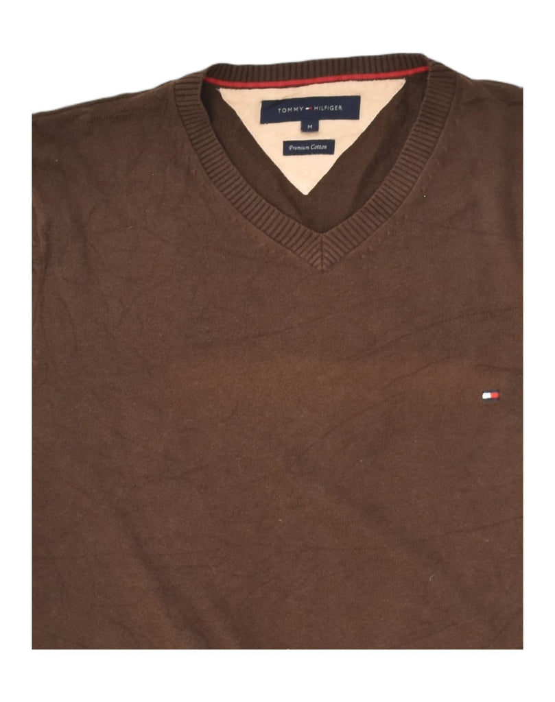 TOMMY HILFIGER Mens V-Neck Jumper Sweater Medium Brown Cotton | Vintage Tommy Hilfiger | Thrift | Second-Hand Tommy Hilfiger | Used Clothing | Messina Hembry 