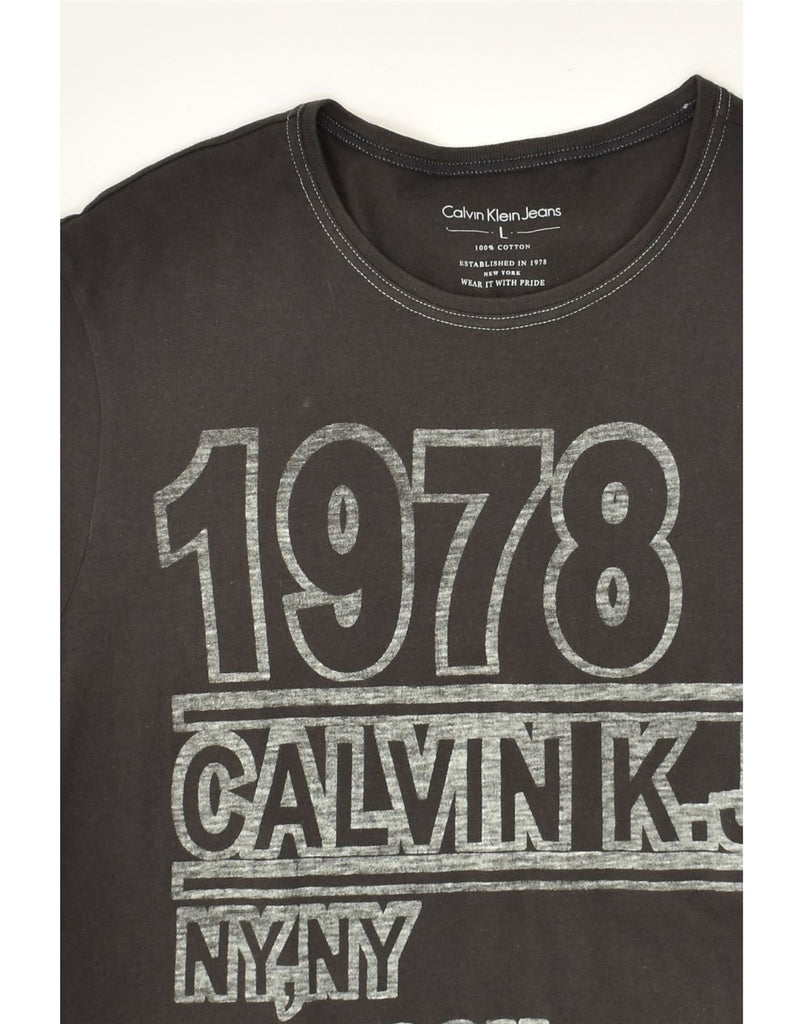 CALVIN KLEIN Womens Graphic T-Shirt Top UK 14 Large Grey Cotton | Vintage Calvin Klein | Thrift | Second-Hand Calvin Klein | Used Clothing | Messina Hembry 