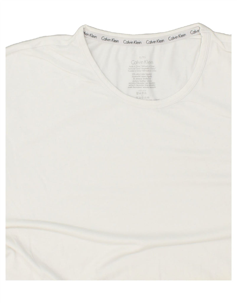 CALVIN KLEIN Mens Slim T-Shirt Top XL White Cotton Vintage Calvin Klein and Second-Hand Calvin Klein from Messina Hembry 