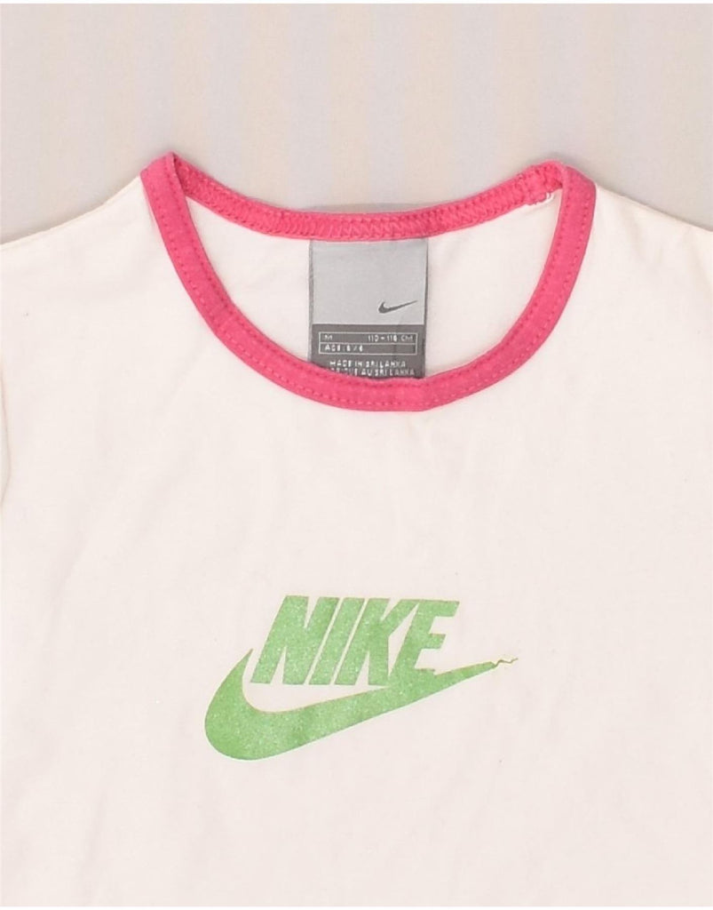 NIKE Girls Graphic T-Shirt Top 5-6 Years Medium White Cotton | Vintage Nike | Thrift | Second-Hand Nike | Used Clothing | Messina Hembry 