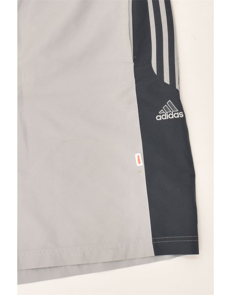 ADIDAS Mens Sport Shorts 2XL Grey Colourblock Polyester | Vintage Adidas | Thrift | Second-Hand Adidas | Used Clothing | Messina Hembry 