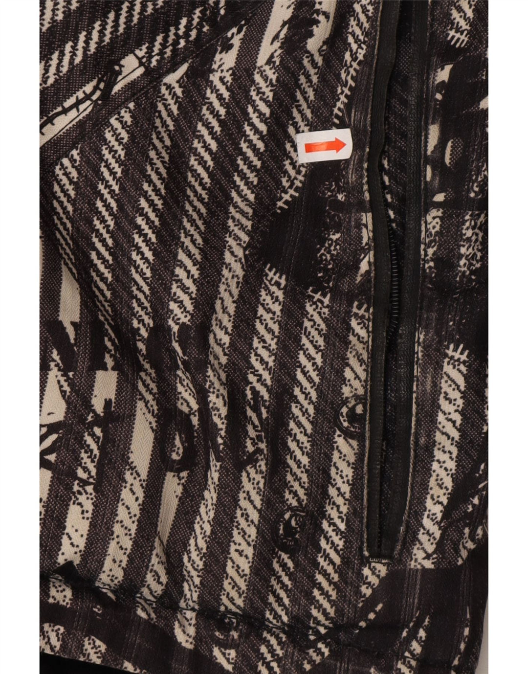 IGUANA Mens Abstract Pattern Windbreaker Jacket UK 40 Large Black Striped Vintage Iguana and Second-Hand Iguana from Messina Hembry 