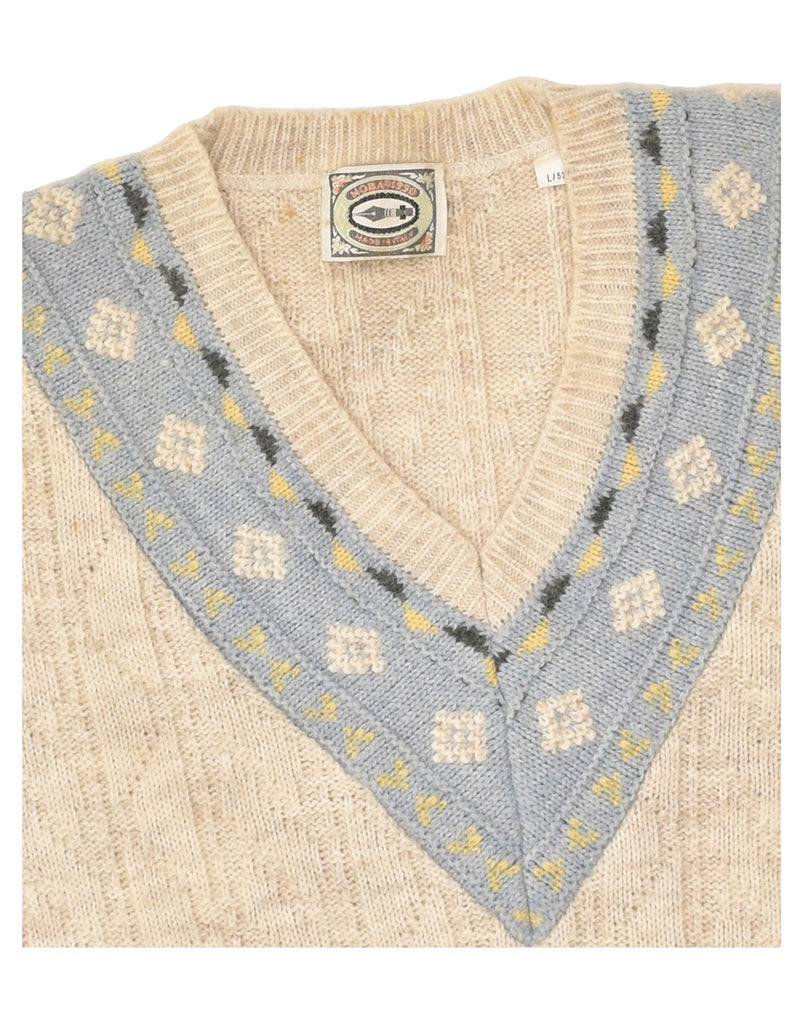 VINTAGE Mens V-Neck Jumper Sweater Large Beige Fair Isle Merino Wool | Vintage Vintage | Thrift | Second-Hand Vintage | Used Clothing | Messina Hembry 