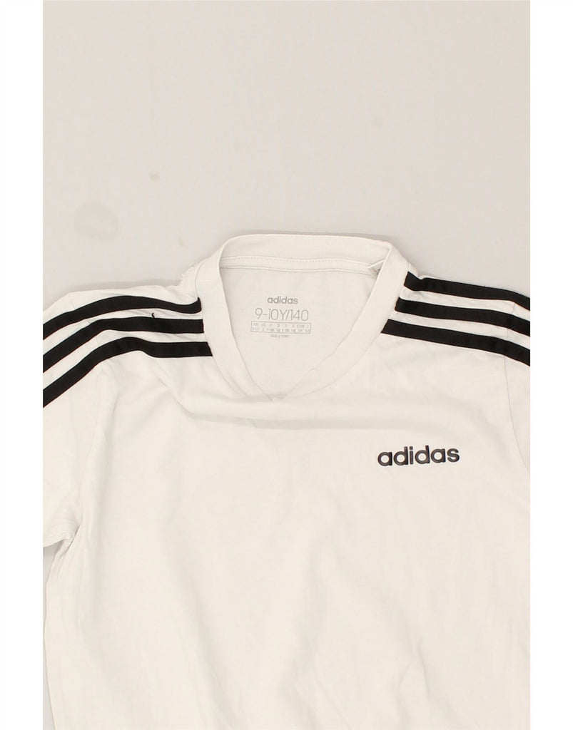 ADIDAS Boys T-Shirt Top 9-10 Years White Cotton | Vintage Adidas | Thrift | Second-Hand Adidas | Used Clothing | Messina Hembry 