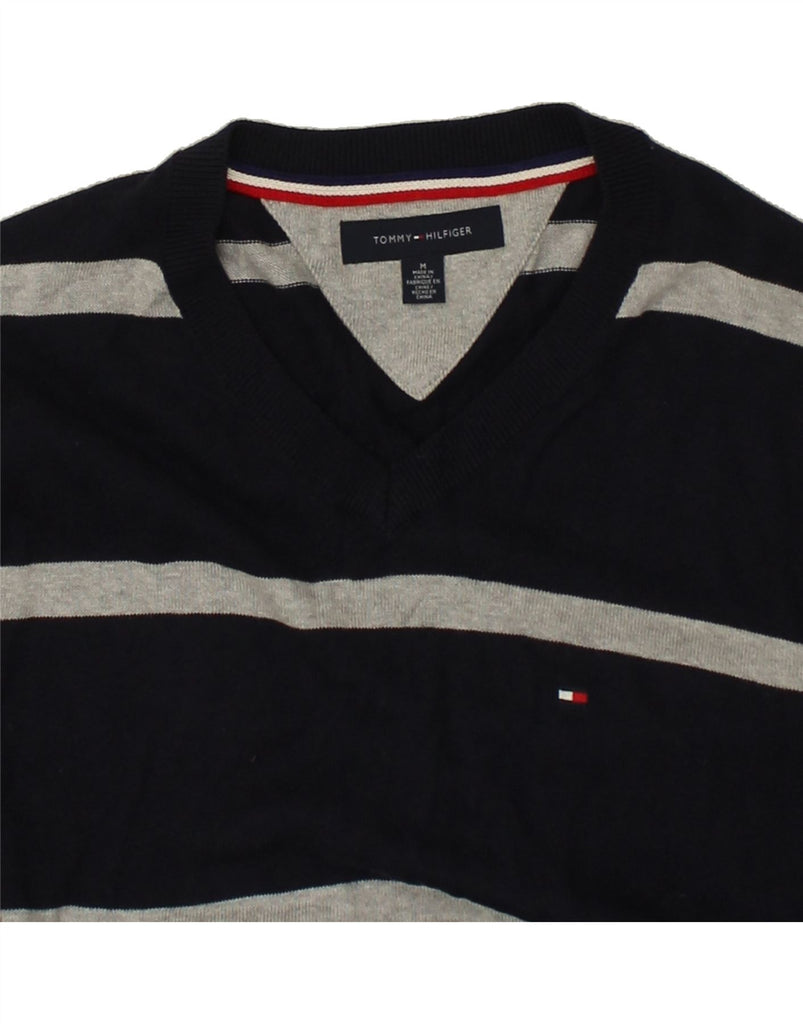 TOMMY HILFIGER Mens V-Neck Jumper Sweater Medium Navy Blue Striped Cotton | Vintage Tommy Hilfiger | Thrift | Second-Hand Tommy Hilfiger | Used Clothing | Messina Hembry 