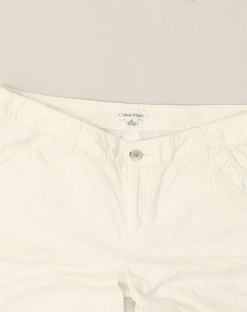 CALVIN KLEIN Womens Cargo Shorts US 6 Medium W30  White Cotton | Vintage Calvin Klein | Thrift | Second-Hand Calvin Klein | Used Clothing | Messina Hembry 