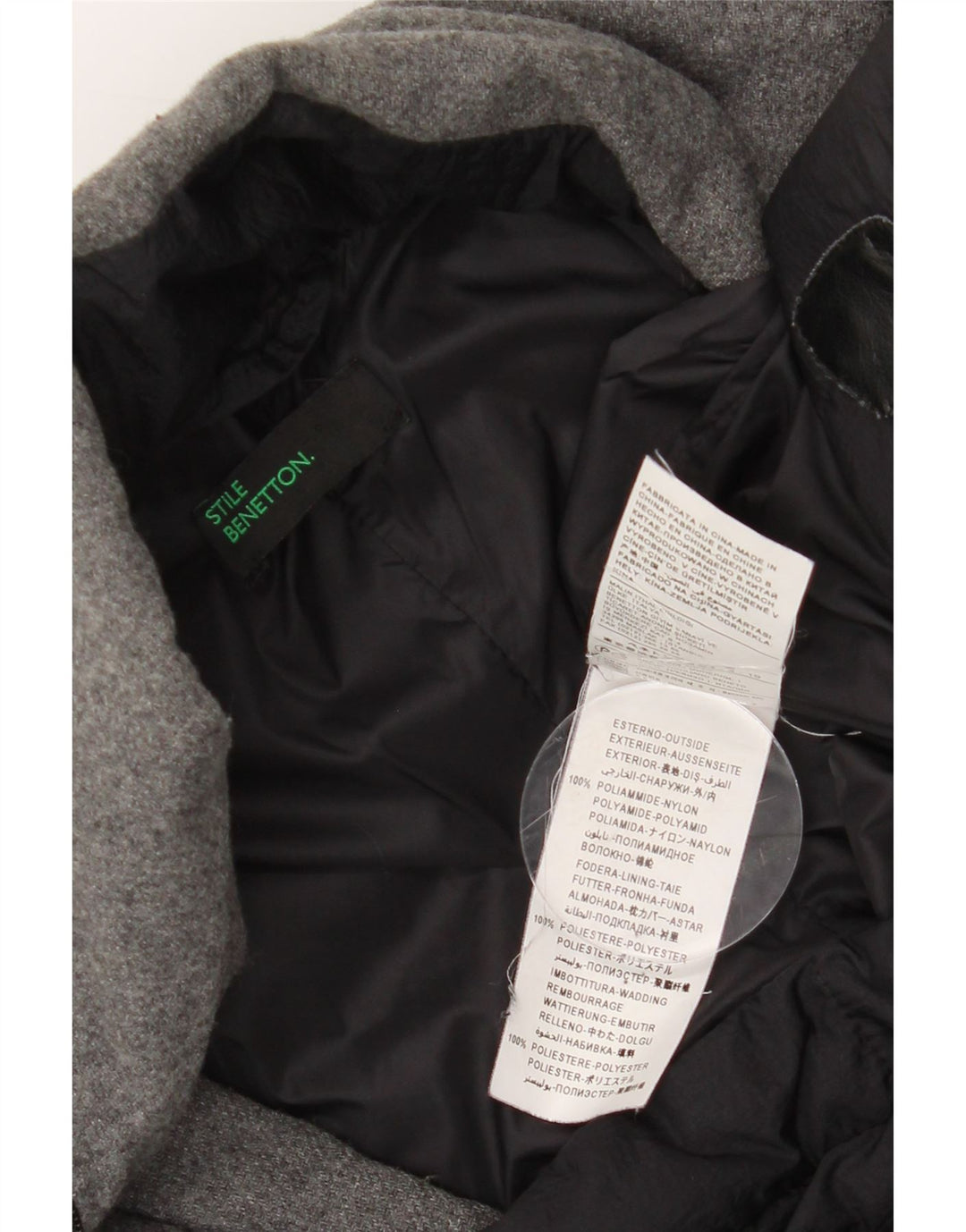 BENETTON Womens Padded Jacket IT 46 Large Black Colourblock Polyamide Vintage Benetton and Second-Hand Benetton from Messina Hembry 