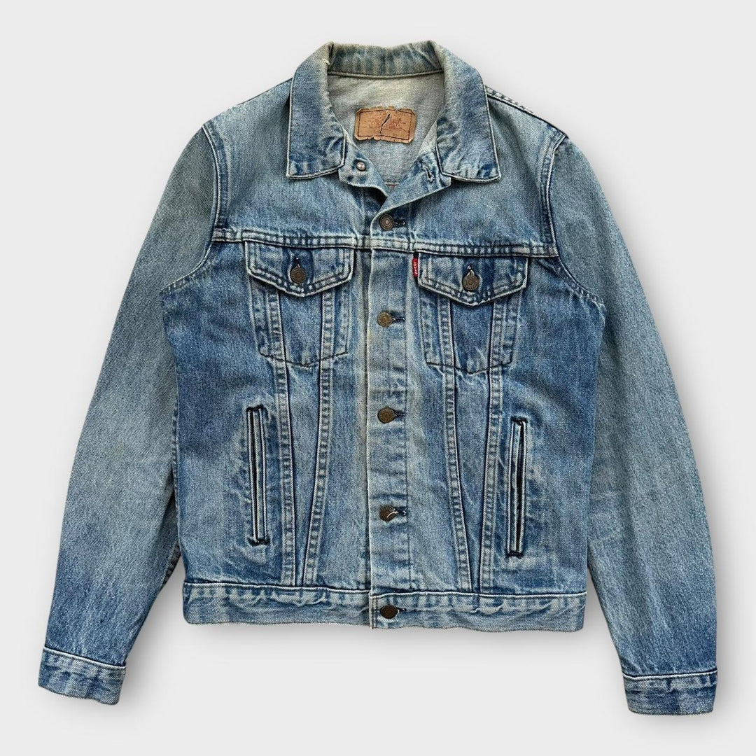 Vintage Levi’s denim jacket - women’s medium