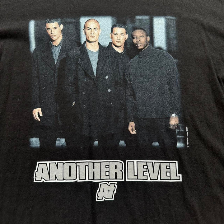 Vintage Another level band tee - large