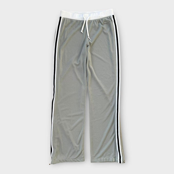 Y2K baggy Nike track pants - women’s medium (elasticated with drawstring)