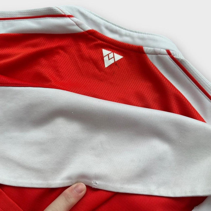 Arsenal football shirt - large