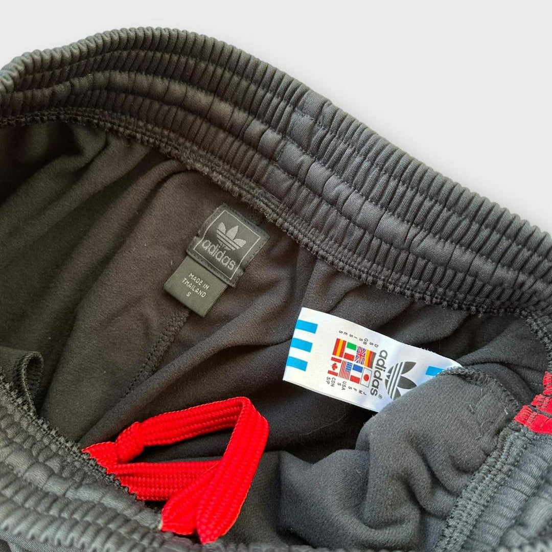 Baggy Adidas joggers - small (elasticated with drawstring)