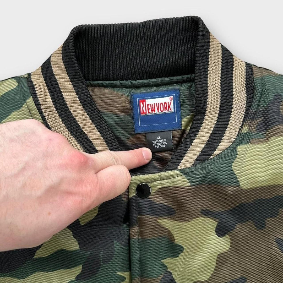 Vintage New York camouflage bomber jacket - XL (fits like an XXL)