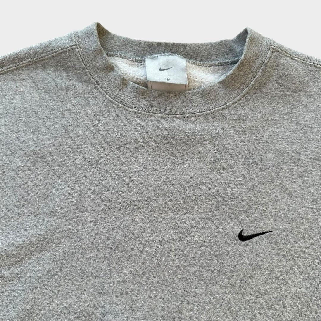 Vintage Nike sweatshirt - large