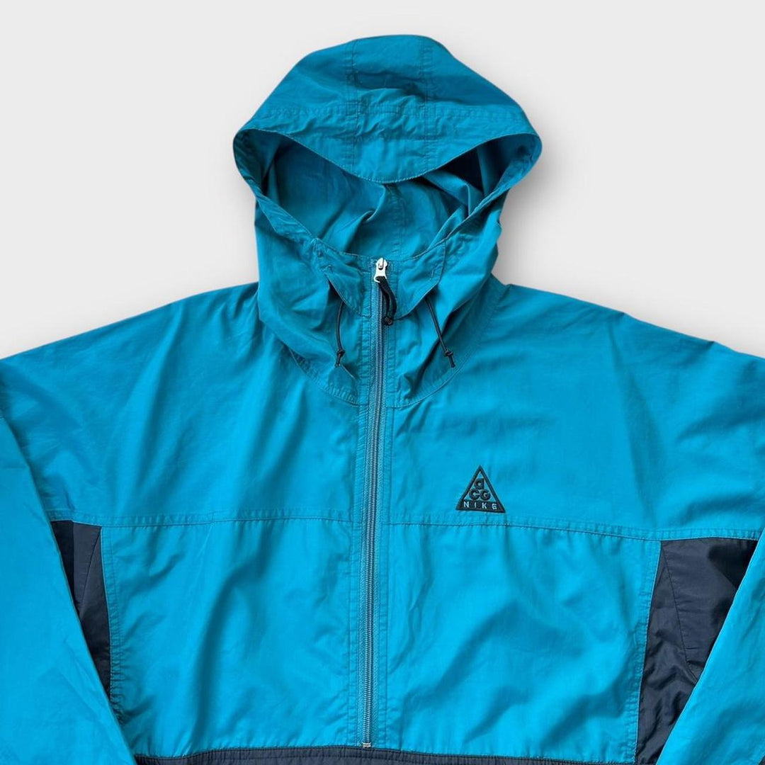 Nike ACG packable jacket - medium (fits like a large)