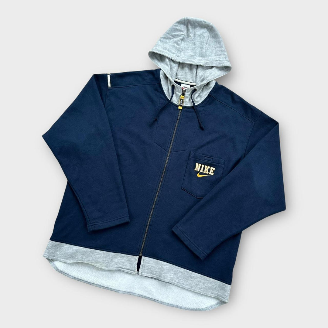 Vintage Nike hoodie - large (fits like an XL)