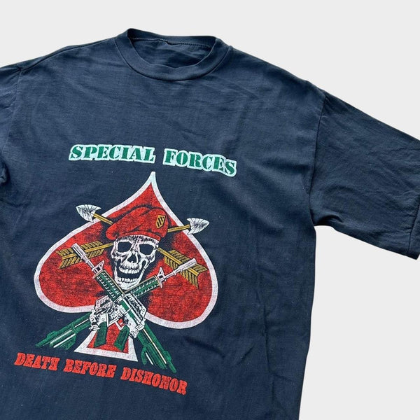 Vintage special forces graphic tee - medium