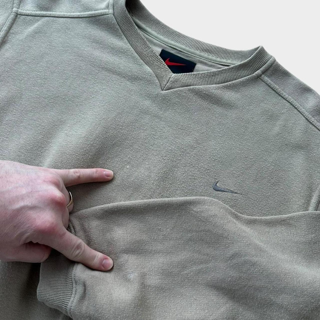 Vintage Nike sweatshirt - small