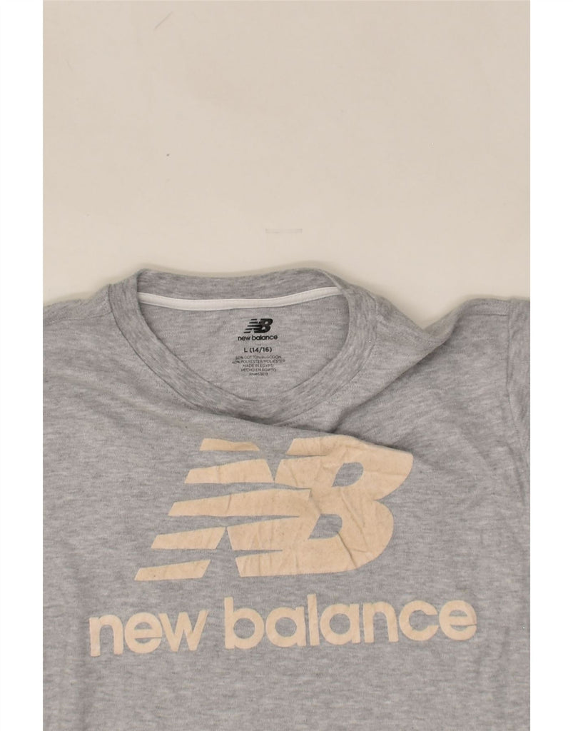 NEW BALANCE Boys Graphic T-Shirt Top 14-15 Years Large Grey Cotton | Vintage New Balance | Thrift | Second-Hand New Balance | Used Clothing | Messina Hembry 