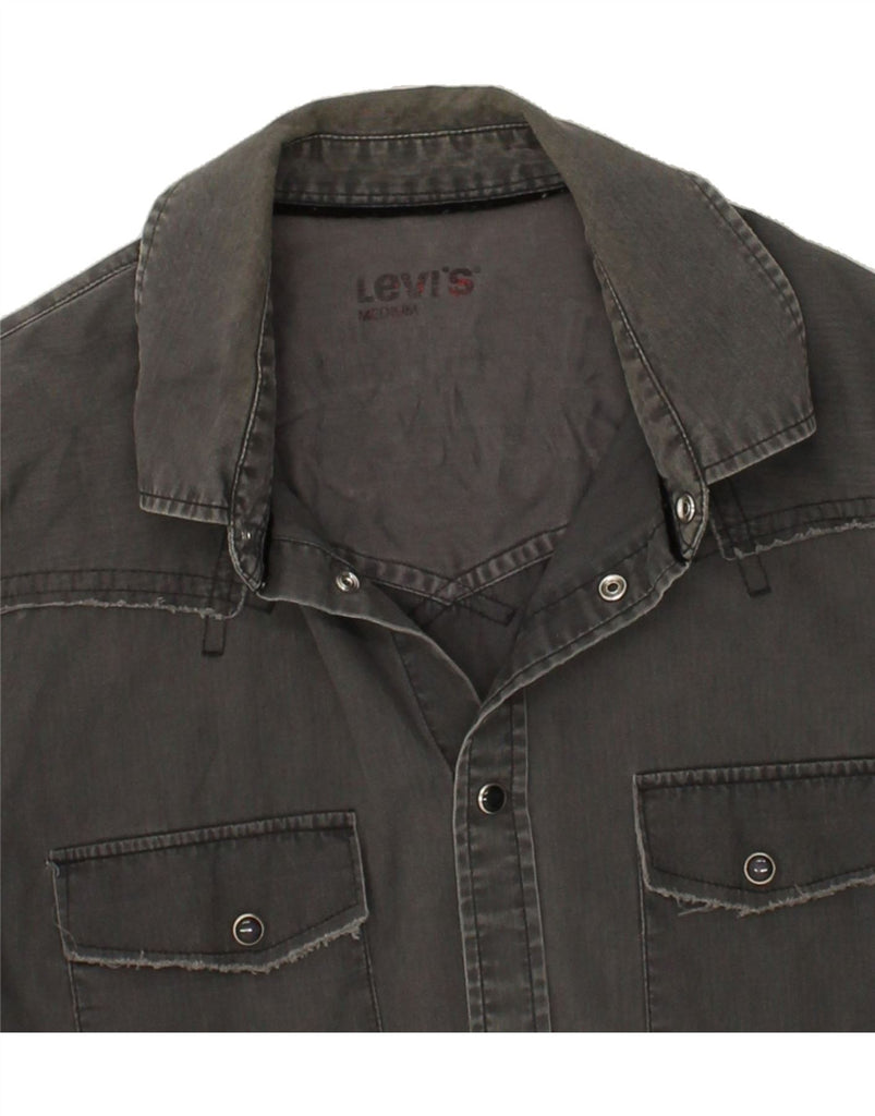 LEVI'S Mens Graphic Shirt Medium Grey Cotton | Vintage Levi's | Thrift | Second-Hand Levi's | Used Clothing | Messina Hembry 