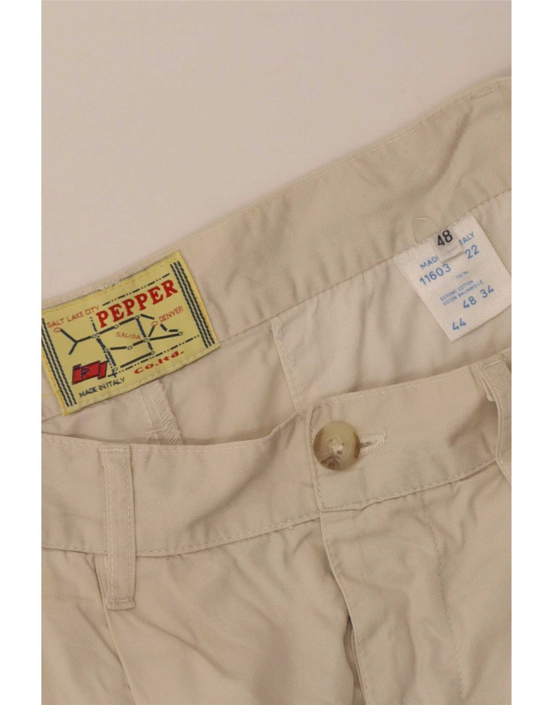 Vintage Mens Pegged Chino Shorts IT 48 Medium W30 Beige Cotton