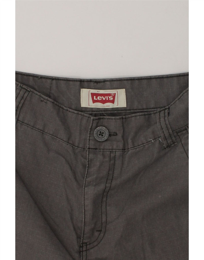 LEVI'S Boys Cargo Shorts 9-10 Years W26 Grey Cotton | Vintage Levi's | Thrift | Second-Hand Levi's | Used Clothing | Messina Hembry 