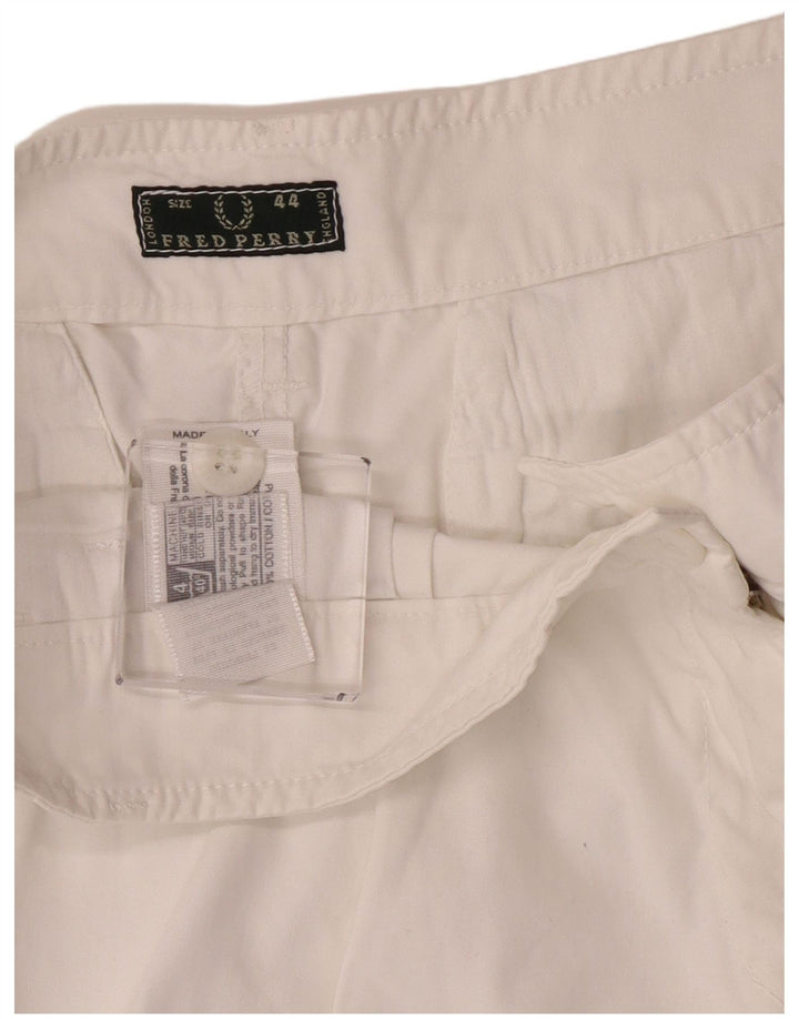 Fred Perry Womens Chino Shorts IT 44 Medium W30 White Cotton