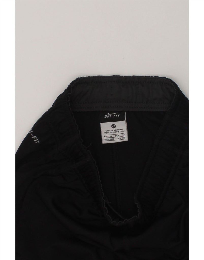 NIKE Boys Dri Fit Sport Shorts 6-7 Years XS  Black Polyester | Vintage Nike | Thrift | Second-Hand Nike | Used Clothing | Messina Hembry 
