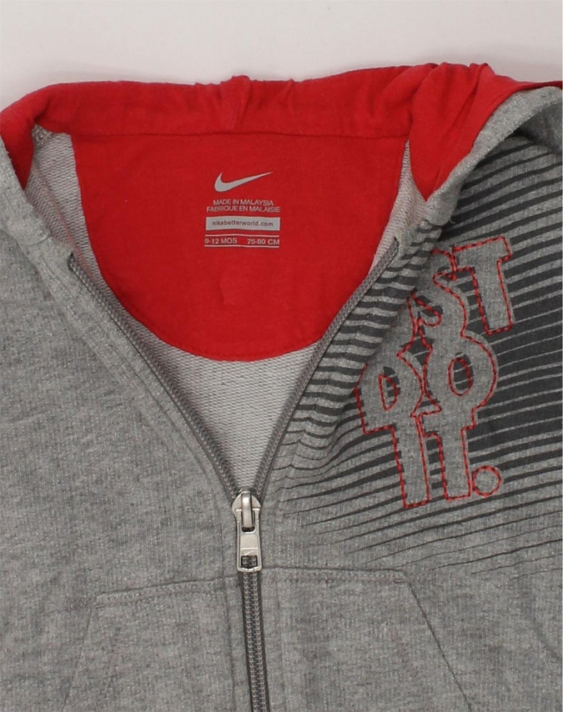 NIKE Baby Boys Graphic Zip Hoodie Sweater 9-12 Months Grey Cotton | Vintage Nike | Thrift | Second-Hand Nike | Used Clothing | Messina Hembry 