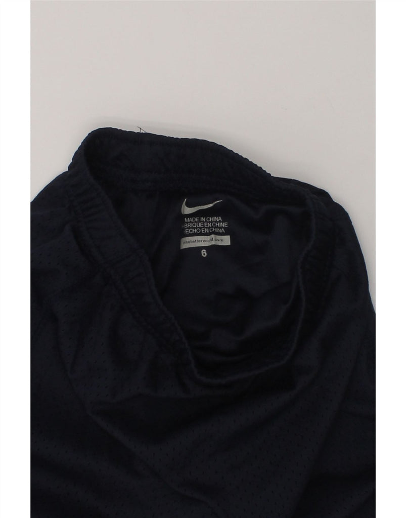 NIKE Boys Sport Shorts 5-6 Years Navy Blue Polyester | Vintage Nike | Thrift | Second-Hand Nike | Used Clothing | Messina Hembry 