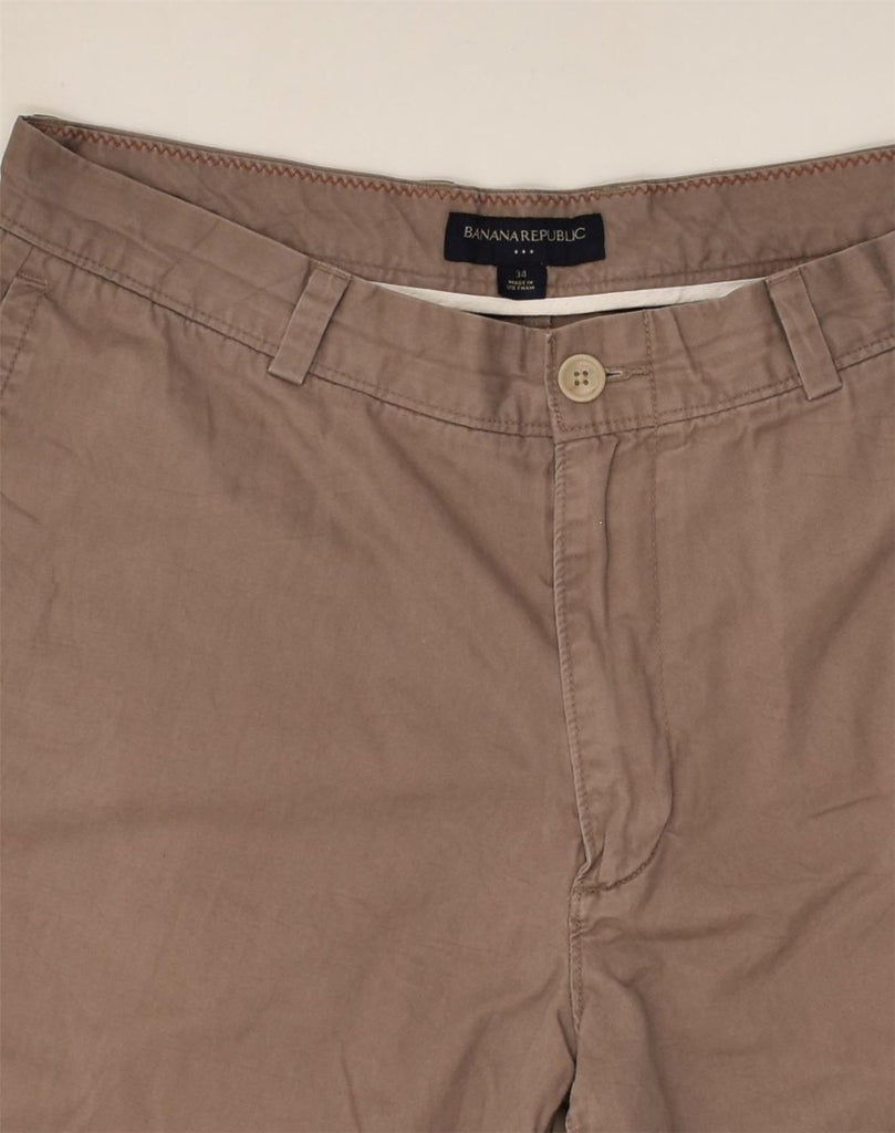 BANANA REPUBLIC Mens Chino Shorts W34 Large Brown Cotton | Vintage Banana Republic | Thrift | Second-Hand Banana Republic | Used Clothing | Messina Hembry 