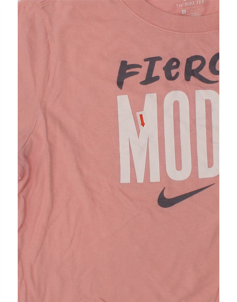 NIKE Girls Graphic T-Shirt Top 13-14 Years XL Pink Cotton Vintage Nike and Second-Hand Nike from Messina Hembry 