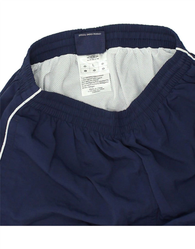 UMBRO Mens Sport Shorts Large Navy Blue Polyester | Vintage Umbro | Thrift | Second-Hand Umbro | Used Clothing | Messina Hembry 