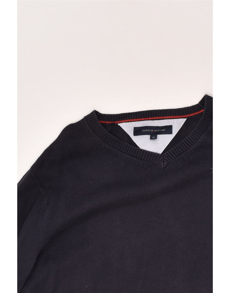 TOMMY HILFIGER Mens V-Neck Jumper Sweater Medium Navy Blue Cotton | Vintage Tommy Hilfiger | Thrift | Second-Hand Tommy Hilfiger | Used Clothing | Messina Hembry 