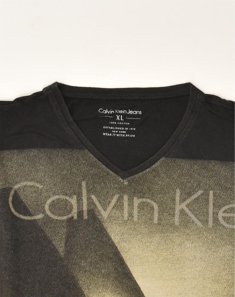 CALVIN KLEIN JEANS Womens Graphic T-Shirt Top UK 18 XL Black Cotton | Vintage Calvin Klein Jeans | Thrift | Second-Hand Calvin Klein Jeans | Used Clothing | Messina Hembry 