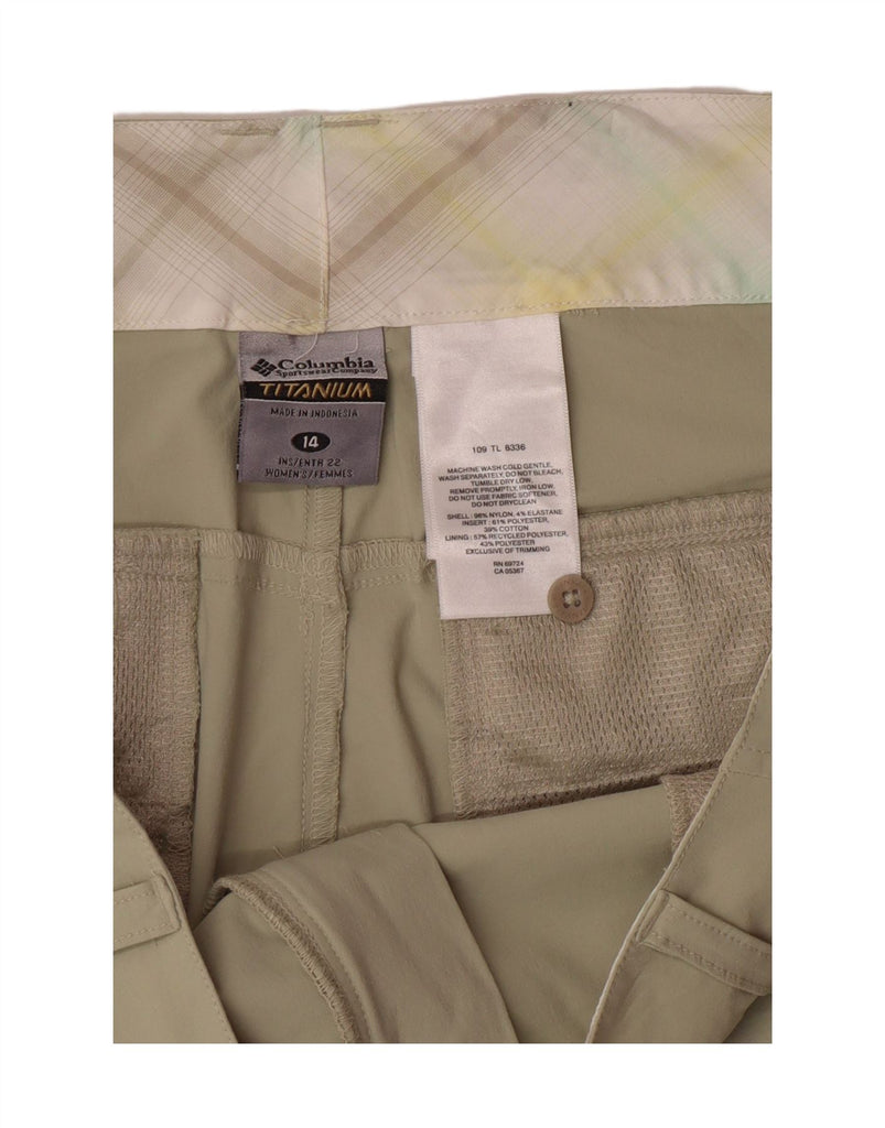 COLUMBIA Womens Titanium Capri Cargo Trousers US 14 XL W36 L22 Green Nylon Vintage Columbia and Second-Hand Columbia from Messina Hembry 
