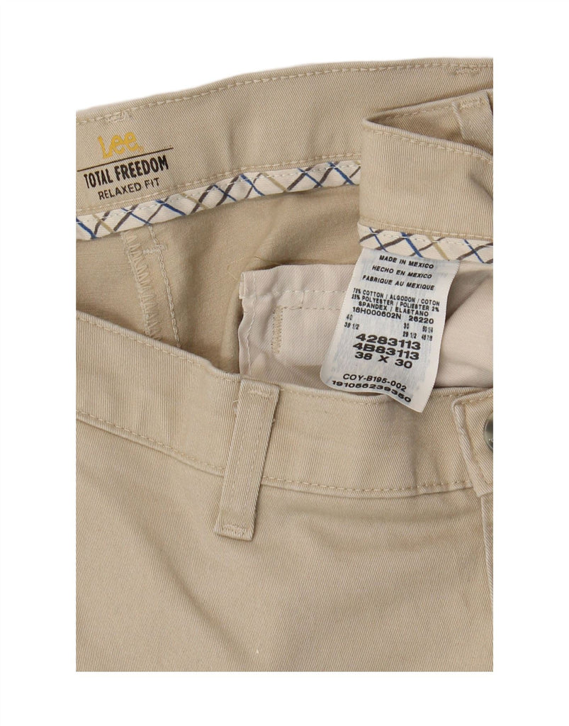 LEE Mens Total Freedom Relaxed Fit Chino Trousers W38 L30 Beige Cotton Vintage Lee and Second-Hand Lee from Messina Hembry 
