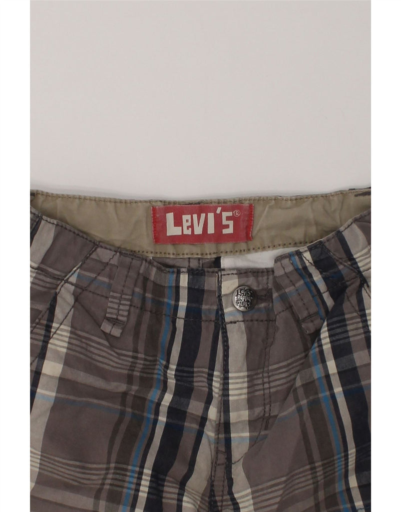 LEVI'S Boys Cargo Shorts 6-7 Years W22  Grey Check Cotton | Vintage Levi's | Thrift | Second-Hand Levi's | Used Clothing | Messina Hembry 