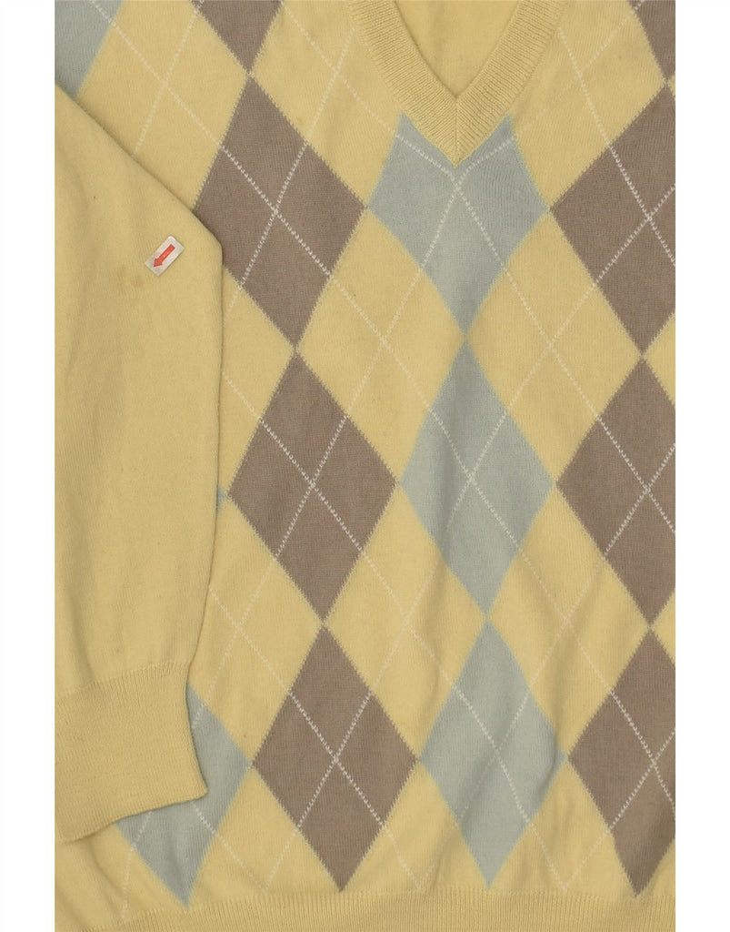 VALENTINO Mens V-Neck Jumper Sweater Large Yellow Argyle/Diamond | Vintage Valentino | Thrift | Second-Hand Valentino | Used Clothing | Messina Hembry 