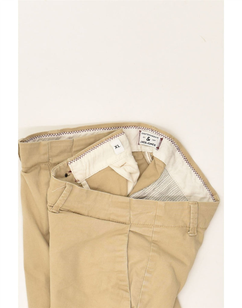 JACK & JONES Mens Chino Shorts XL W37  Beige Cotton | Vintage Jack & Jones | Thrift | Second-Hand Jack & Jones | Used Clothing | Messina Hembry 