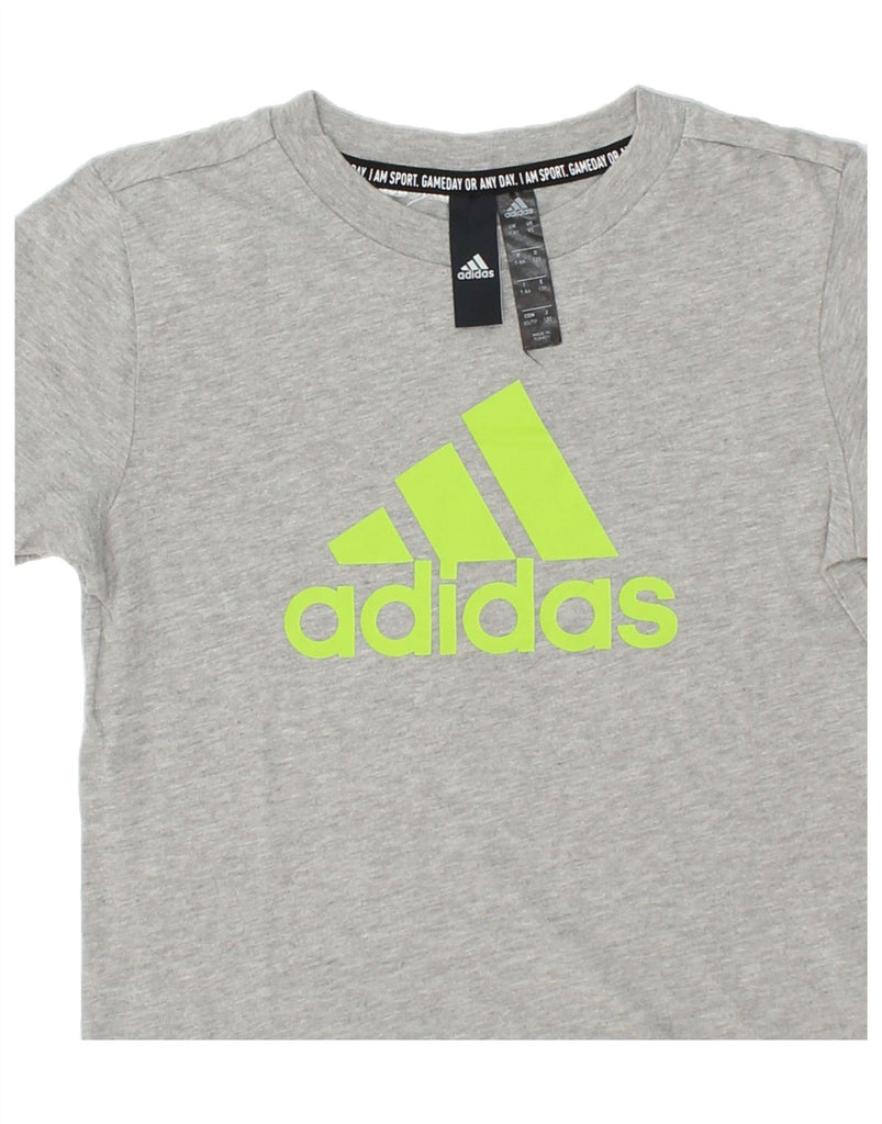 ADIDAS Boys Graphic T-Shirt Top 7-8 Years Grey Cotton | Vintage Adidas | Thrift | Second-Hand Adidas | Used Clothing | Messina Hembry 