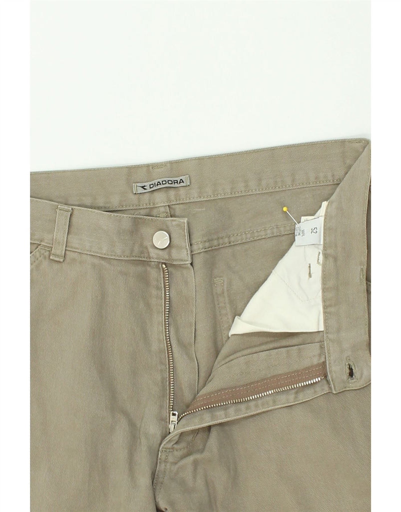 DIADORA Mens Straight Chino Trousers IT 52 XL W38 L29 Khaki Cotton | Vintage Diadora | Thrift | Second-Hand Diadora | Used Clothing | Messina Hembry 