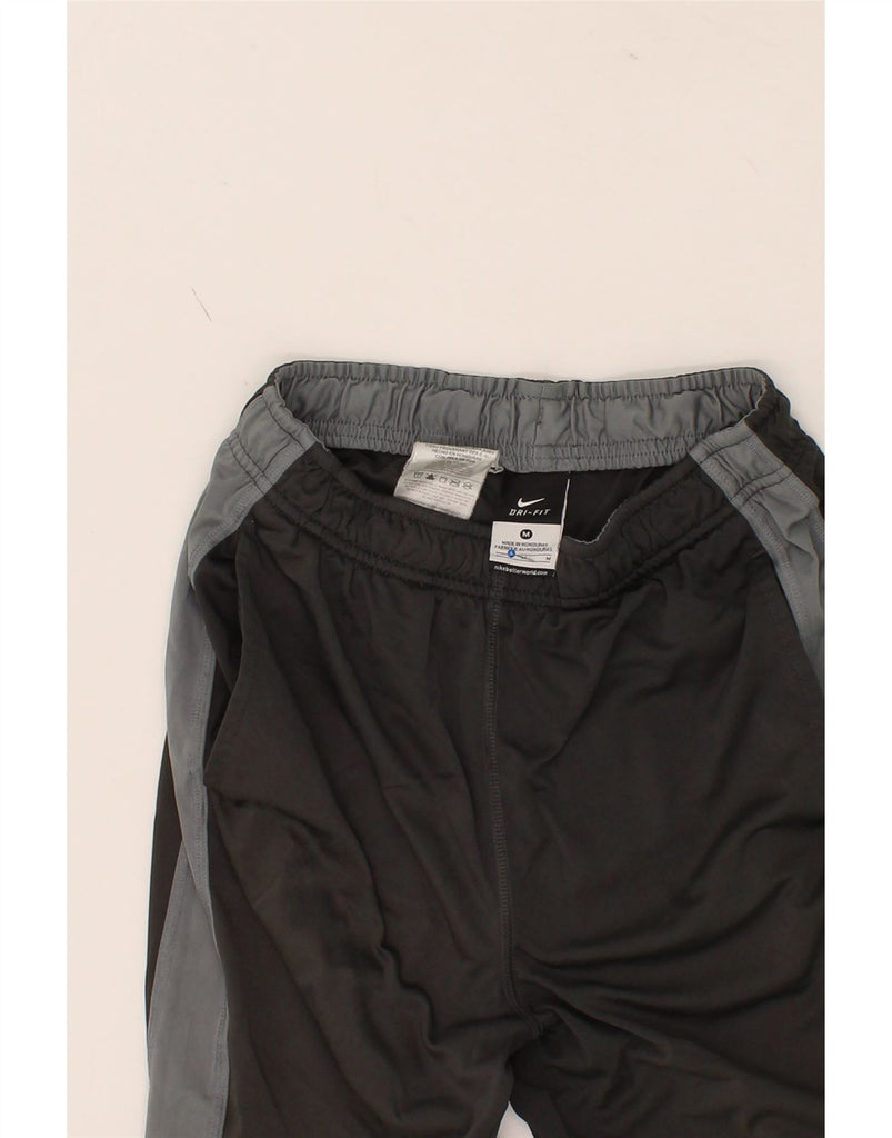 NIKE Boys Dri Fit Bermuda Sport Shorts 10-11 Years Medium Grey Colourblock Vintage Nike and Second-Hand Nike from Messina Hembry 