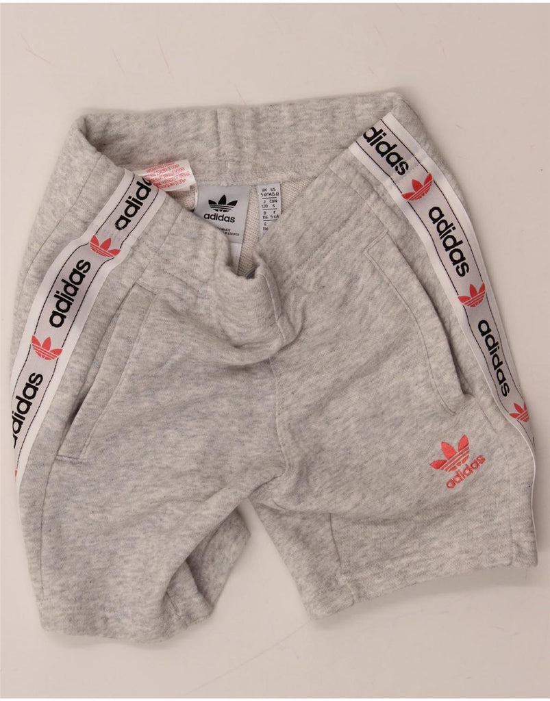 ADIDAS Boys Graphic Sport Shorts 5-6 Years Medium Grey Cotton Vintage Adidas and Second-Hand Adidas from Messina Hembry 