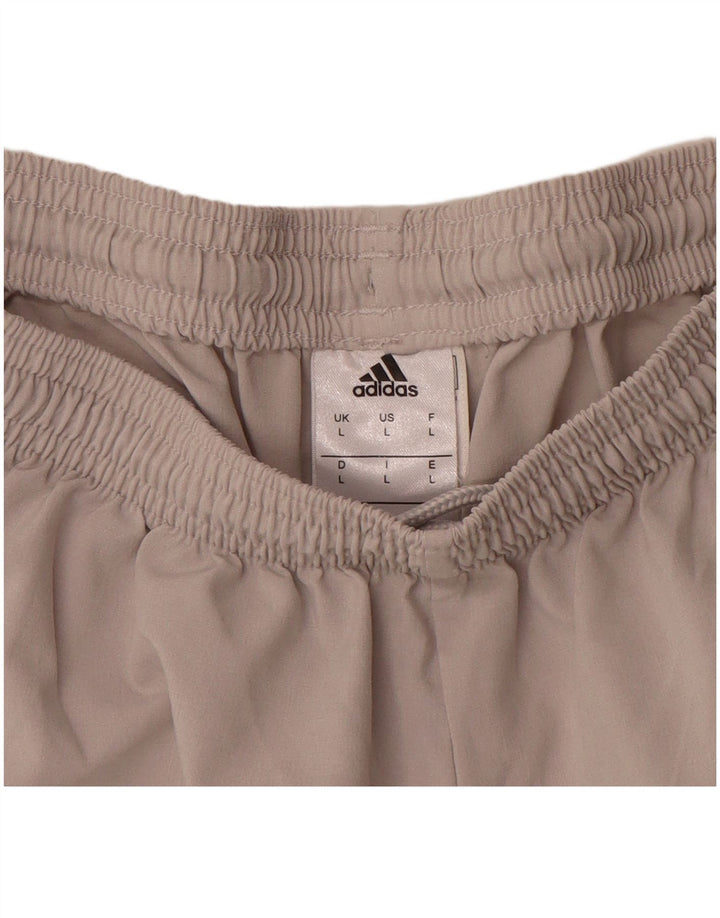 ADIDAS Mens Irish Football Graphic Sport Shorts Large  Grey Polyester