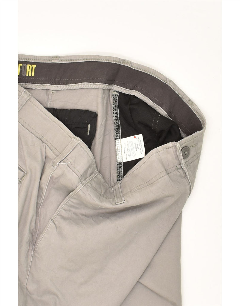 LEE Mens Straight Chino Trousers W36 L30 Grey Cotton | Vintage Lee | Thrift | Second-Hand Lee | Used Clothing | Messina Hembry 