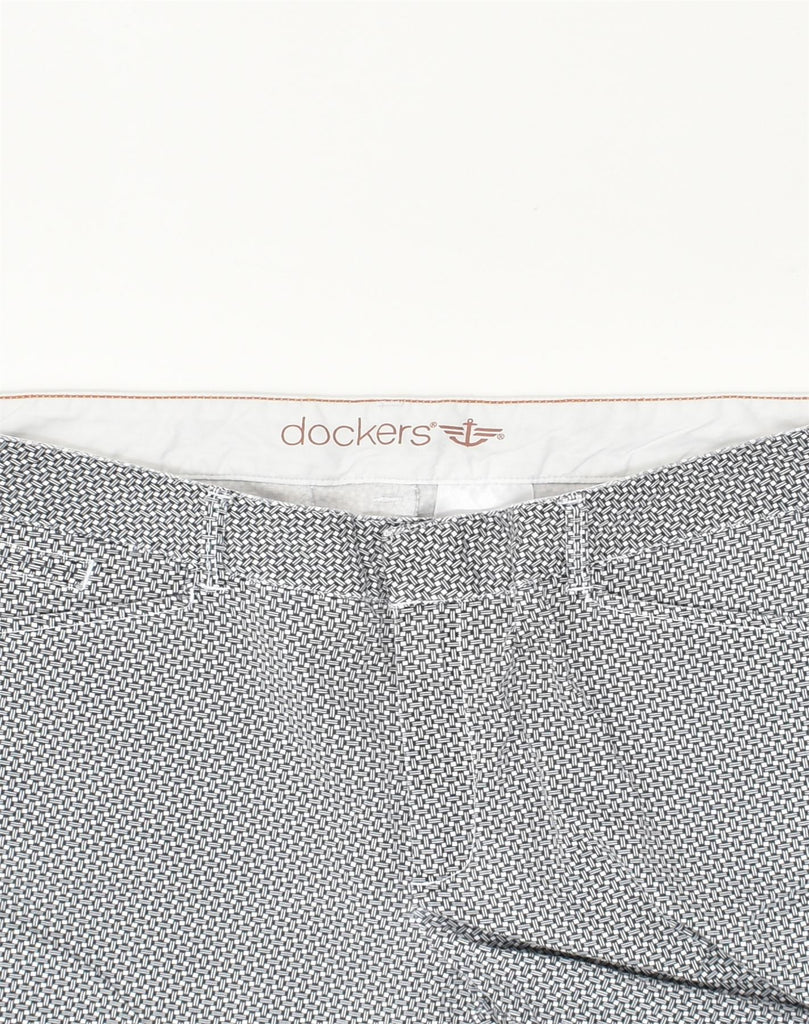 DOCKERS Womens Crazy Pattern Casual Shorts US 12 Large W34  Grey Geometric | Vintage Dockers | Thrift | Second-Hand Dockers | Used Clothing | Messina Hembry 