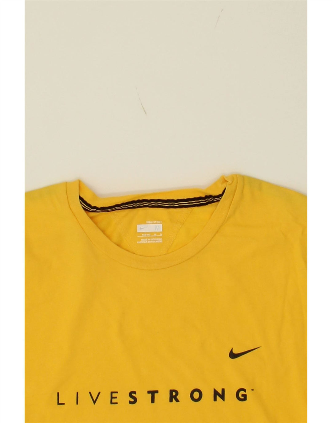 NIKE Womens Graphic T-Shirt Top US 8/10 Medium Yellow Vintage Nike and Second-Hand Nike from Messina Hembry 